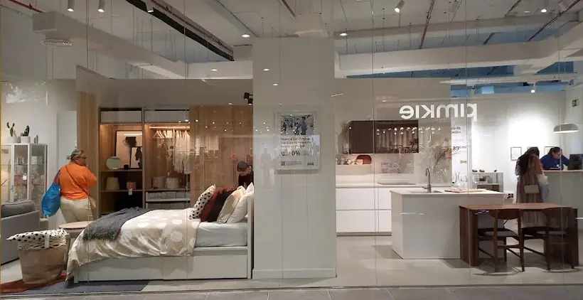 IKEA en P.I. Pineda, Ctra. Cádiz a Dos Hermanas, N-4, Km 547, Nave B N-4, 41014 Dos Hermanas., Dos Hermanas