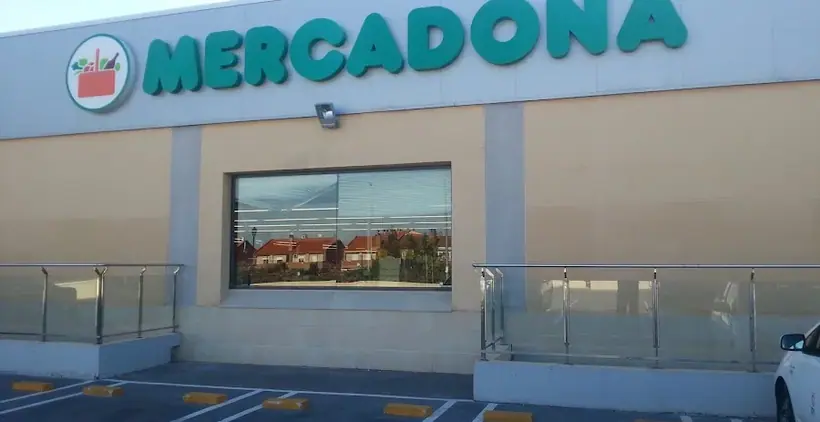 Mercadona en Paseo Reina Sofía, 28, La Muela