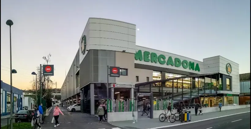 Mercadona en Hiribarren Kalea, 38, Lazkao
