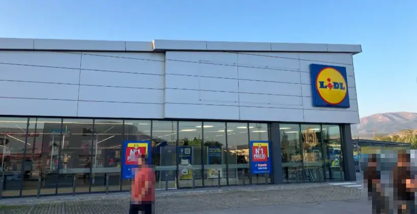 Lidl en Avenida de Murcia 64, Baza
