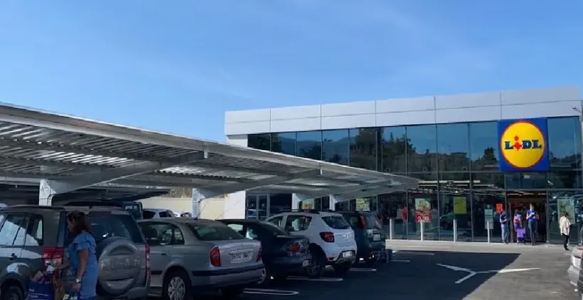 Lidl en Avenida Fuente del Río 20, Cabra