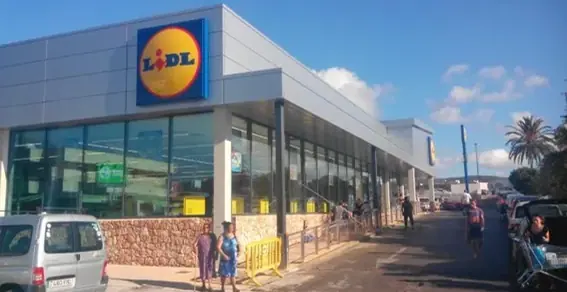 Lidl en Avinguda de Sant Josep de sa Talaia 5, Ibiza