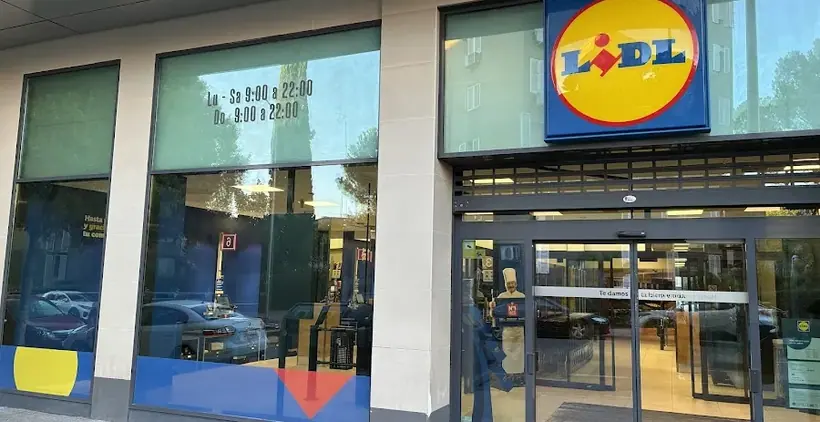 Lidl en Calle Vía Carpetana, 145, Madrid