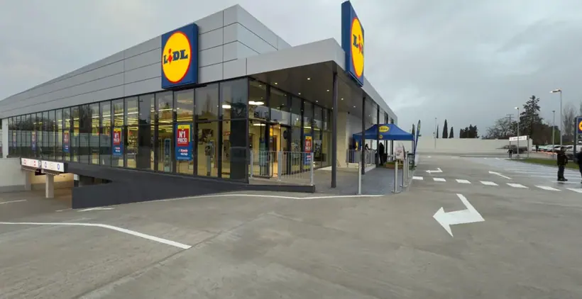 Lidl en Calle Cementerio, 7, Majadahonda