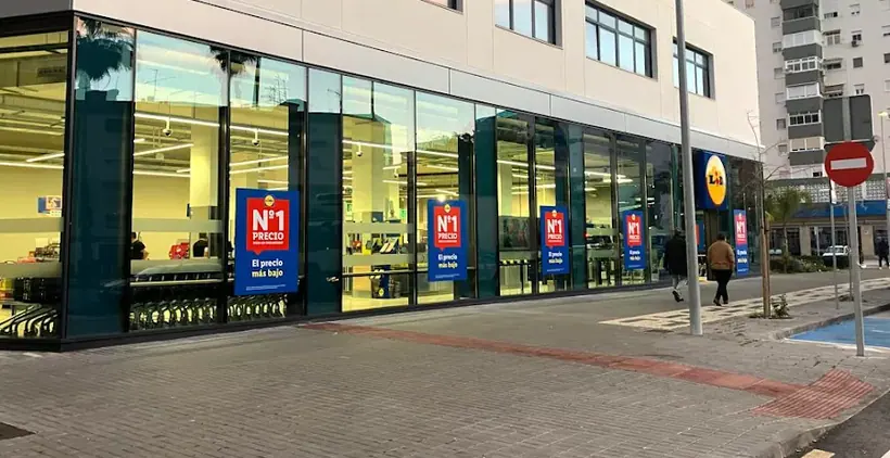 Lidl en Avenida Velázquez 60, Málaga