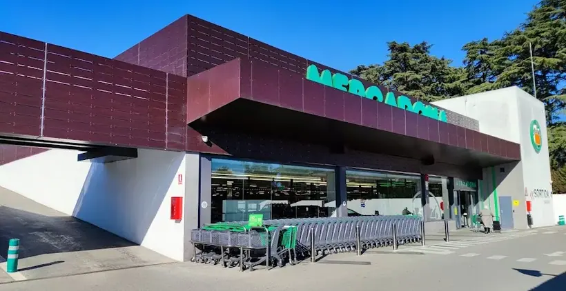 Mercadona en Avenida Mas Bagá, Llinars del Vallès