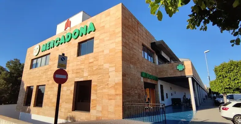 Mercadona en Calle de la Falsia, 8 (urb. Puig de Rós), Llucmajor