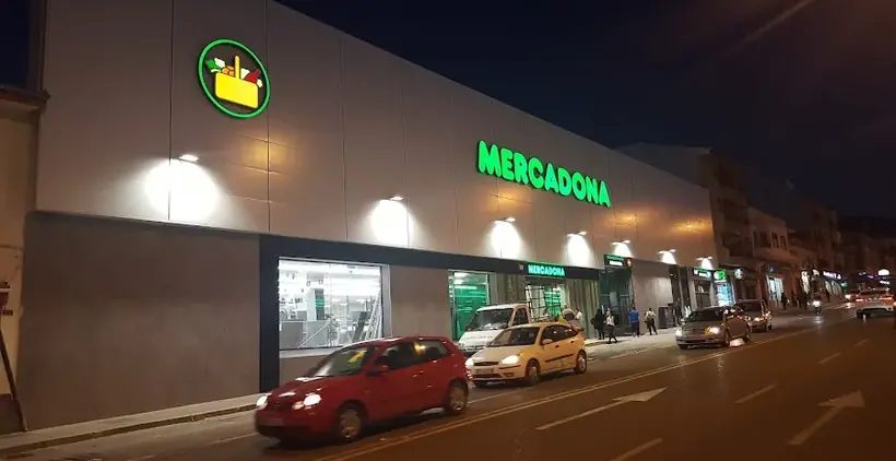 Mercadona en Avenida del Parque, 10, Lucena