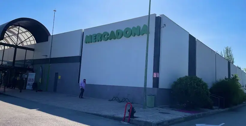 Mercadona en Avenida de la Victoria, 2, Madrid