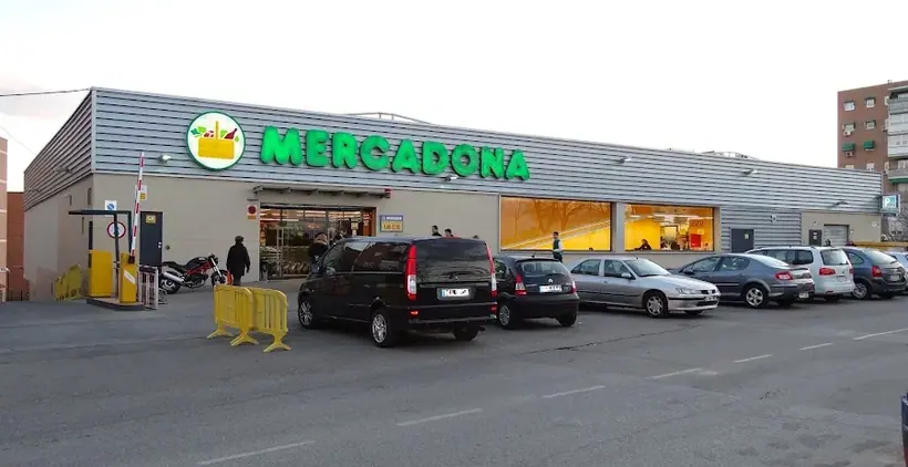 Mercadona en Avenida Virgen del Carmen, 84, Madrid