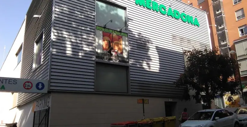 Mercadona en Calle Olivillo, 16, Madrid