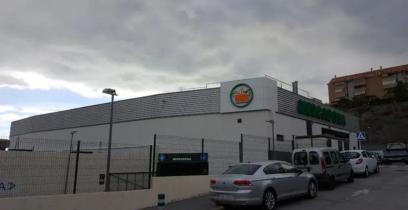 Mercadona en Calle Algarrobo, s/n, Málaga