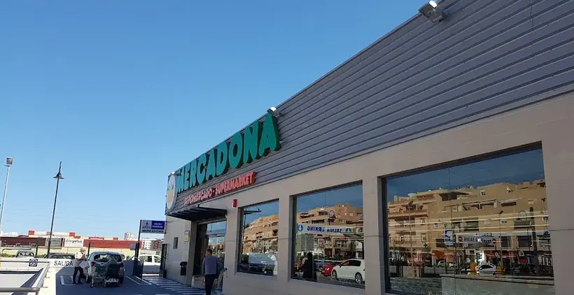 Mercadona en Uer 2,3,4 Camino Viejo de Coín, Mijas