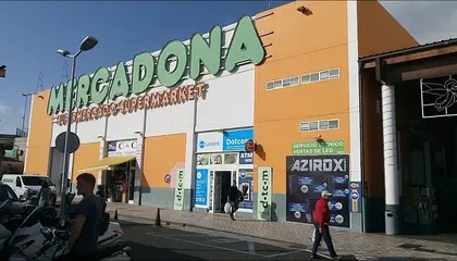 Mercadona Avenida Barranco de las Torres, s/n los Olivo, Adeje
