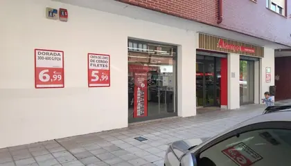 Alcampo Supermercado Calle La Puentecilla 3 y 5 (Fotog. Pepe García), León