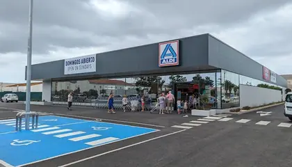 Aldi Carrer de Capifort 11, Maó
