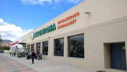 Mercadona Avenida Mar de Plata, 4, Almuñécar