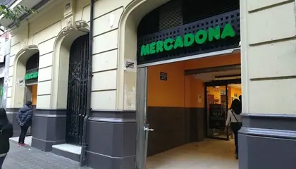 Mercadona Calle Calabria, 129, Barcelona