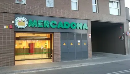 Mercadona Calle de Les Torres, Barcelona