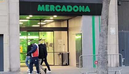 Mercadona Calle Sardenya, 229, Barcelona