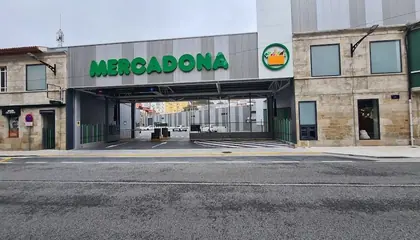 Mercadona Rua Principal, 76, Boiro