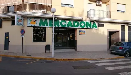Mercadona Avenida Corts Valencianes, 75, Canals