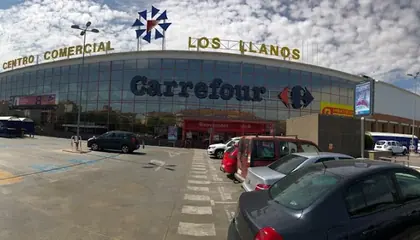 Carrefour Avenida 1º de Mayo, s/n, Albacete
