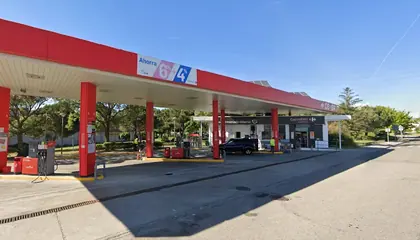 Carrefour Express Calle Laguna, Esquina Calle Leganés, Junto a la Estación Cepsa, Alcorcón
