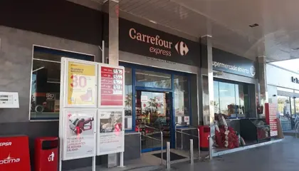 Carrefour Express A-404. Pk 23, Junto a la Estación de Servicio, Alhaurín de la Torre