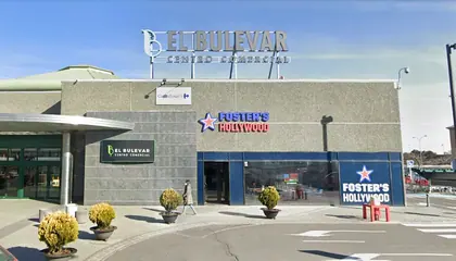 Carrefour Avenida Juan Carlos I, 45, Ávila