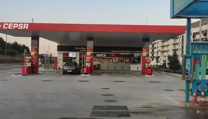Carrefour Express Avenida Principe de Asturias, Parcela A, Sector 3, Junto a la Estación Cepsa, Burgos