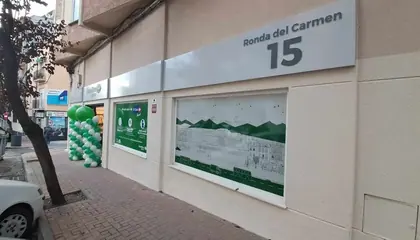 Carrefour Express Ronda del Carmen, 15, Cáceres