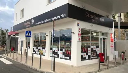 Carrefour Express Avenida Astilleros, s/n, Junto a la Estación Cepsa, Cádiz