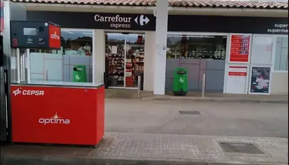 Carrefour Express C-713, Pk. 38,3, Junto a la Estación Cepsa, Campanet