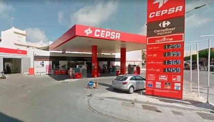 Carrefour Express Avenida de la Diputación, s/n, Ca-604, Km1, Chipiona