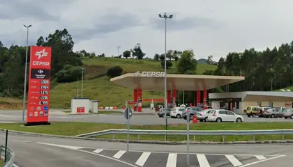 Carrefour Express Autovia A- 8 Km 397, Junto a la Estación Cepsa, Colombres - Asturias
