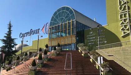 Carrefour Calle Poeta Emilio Prados, s/n, Córdoba