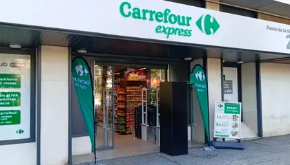 Carrefour Express Paseo de la Victoria, 23, Córdoba