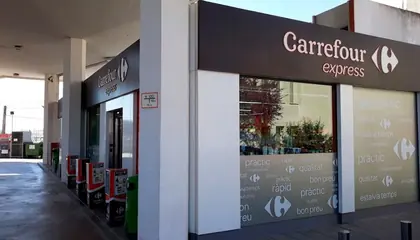 Carrefour Express Carretera C-31, Pk 191,800, Junto a la Estación Cepsa, El Prat de Llobregat