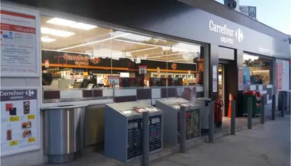 Carrefour Express Avenida Litoral, s/n, Junto a la Estación Cepsa, Estepona