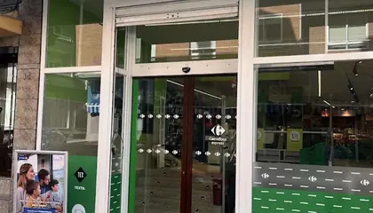 Carrefour Express Calle Gil y Carrasco, 12, Fabero