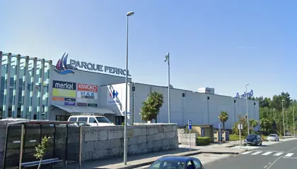 Carrefour Avenida Buque Escola Galatea, s/n, Ferrol