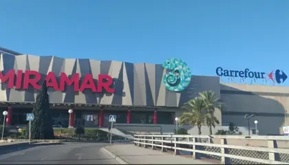 Carrefour Avenida de la Encarnación, s/n, Parque Miramar, Fuengirola