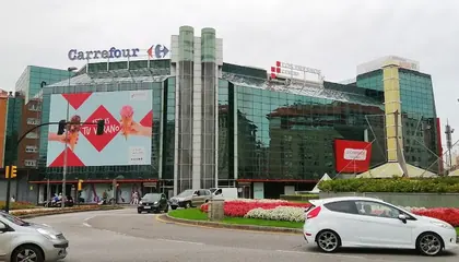 Carrefour Avenida del Llano, s/n, Gijón