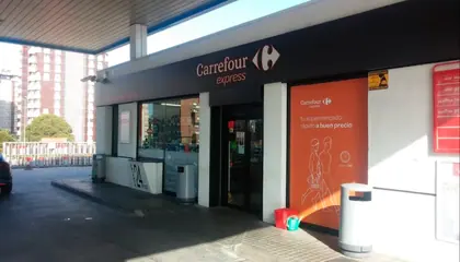 Carrefour Express Avenida Fernández Ladreda, Junto a la Estación Cepsa, Gijón