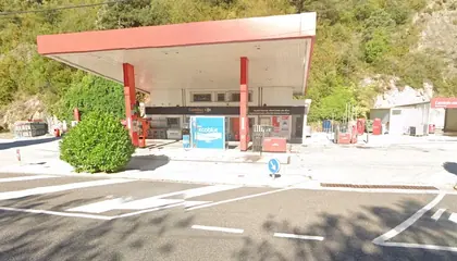 Carrefour Express C-16, Km 114, Junto a la Estación Cepsa, Guardiola de Berguedà