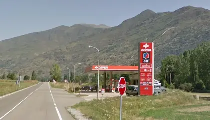 Carrefour Express Crta. C-13 Km 154, Junto a la Estación Cepsa, La Guingueta d'Àneu