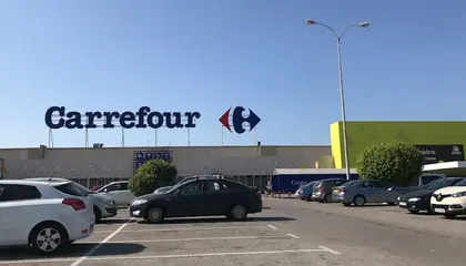 Carrefour Avenida de la Colonia, 9, La Línea