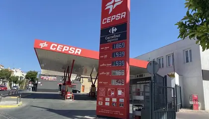 Carrefour Express Calle Blas Infante, 37, Junto a la Estación Cepsa, Las Cabezas de San Juan