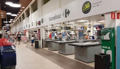 Carrefour Gran Paseo de Ronda, 63, Lleida